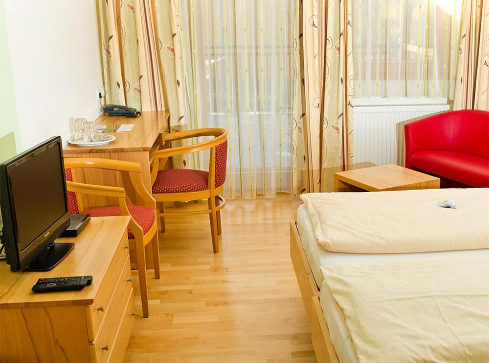 Kurhotel Bad Zell Экстерьер фото